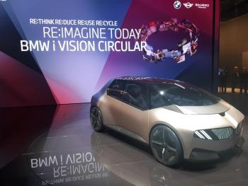 BMW i Vision Circular in the centre of attention during the BMW Group presentation.