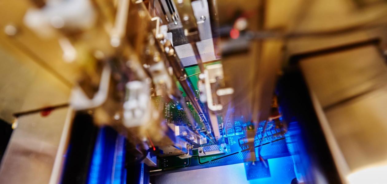VDL Groep strengthens position in electronics with Rena acquisition 