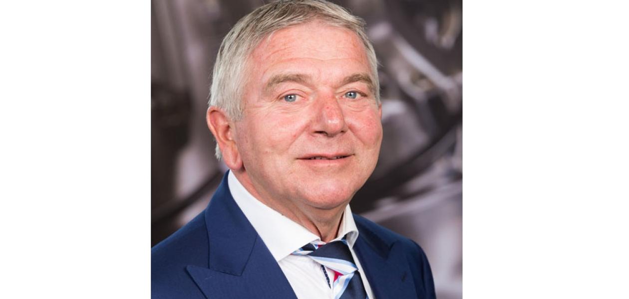 VDL executive vice president Wim Maathuis retires